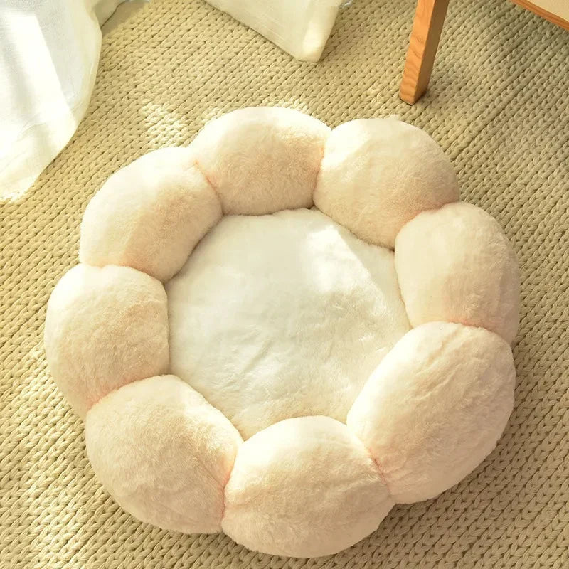 Comfortable Flower Shaped Pet Bed For Indoor Outdoor Use