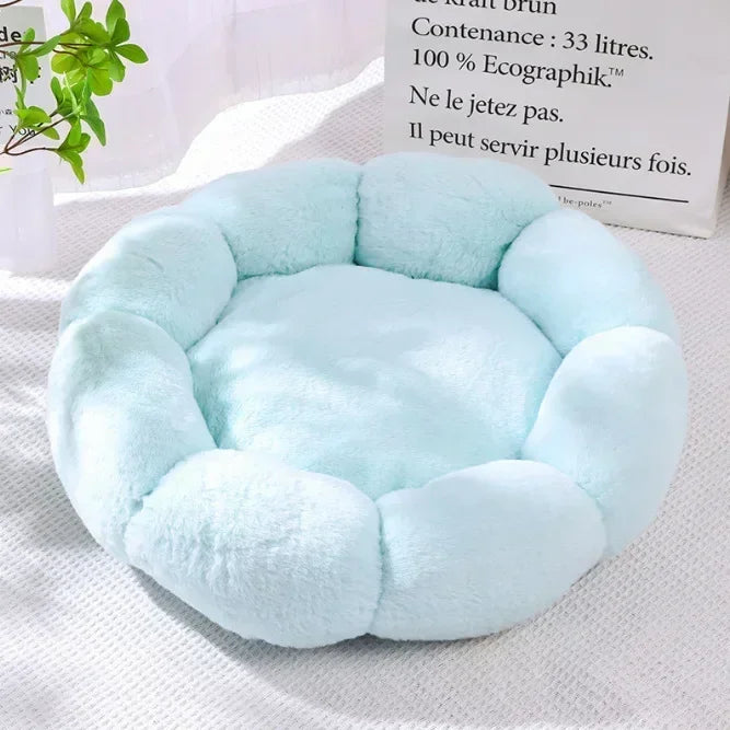 Comfortable Flower Shaped Pet Bed For Indoor Outdoor Use