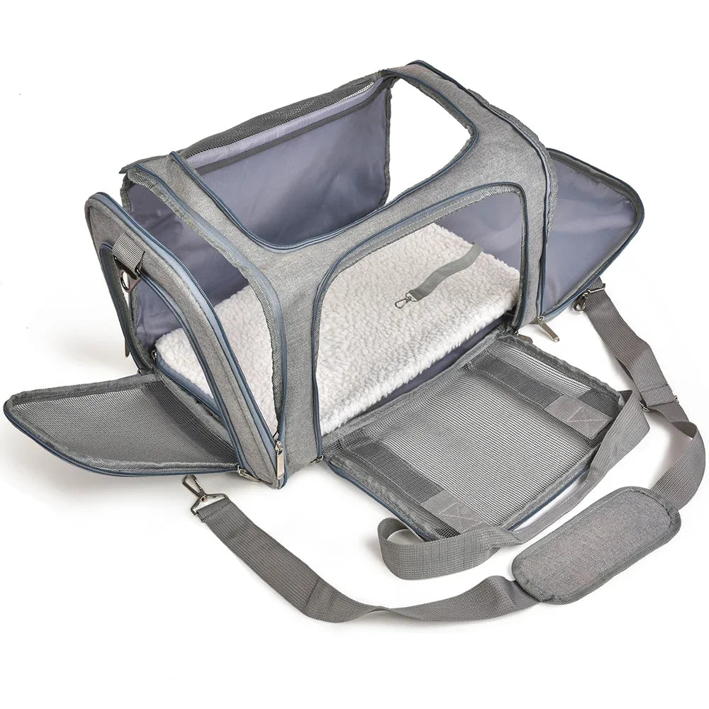 Breathable Foldable Pet Carrier Bag For Small Cats And Dogs