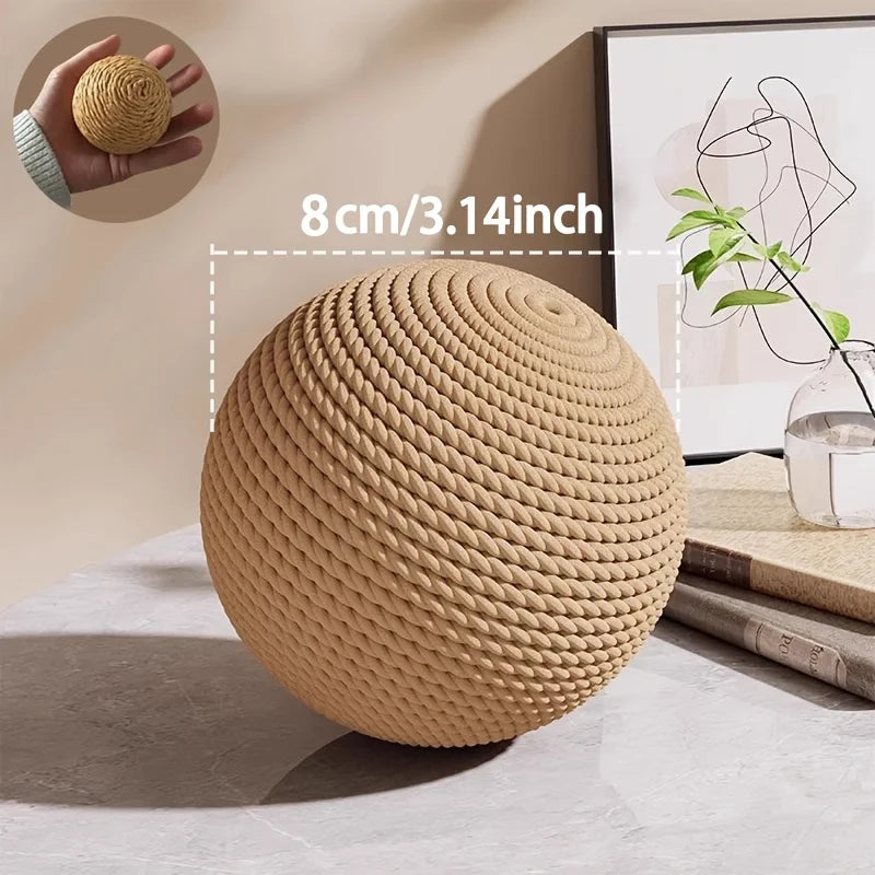 Durable Sisal Cat Ball Toy Interactive Scratcher Dental Chew Toy